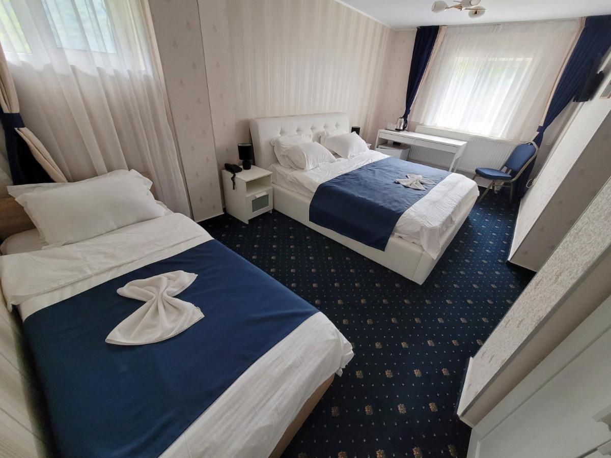 Hotel Green Palace Sinaia Buitenkant foto