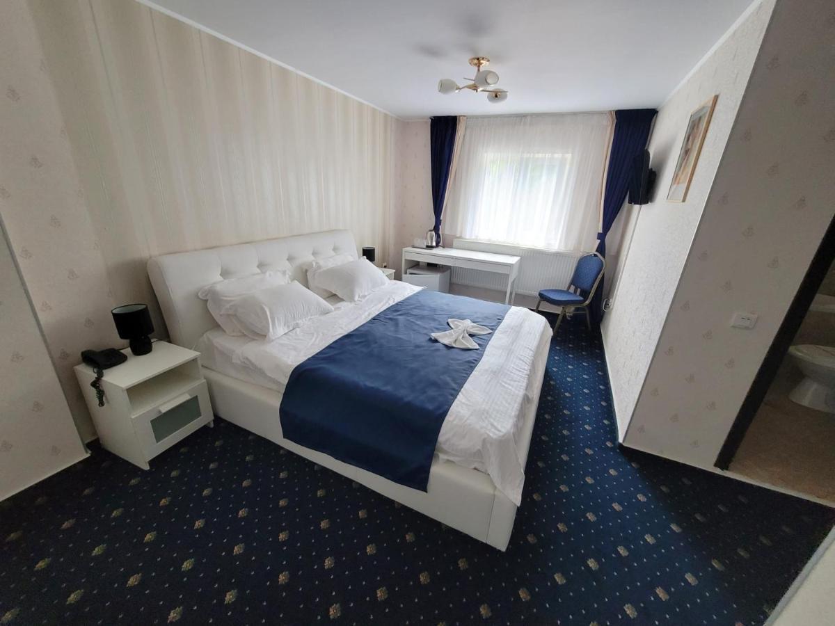 Hotel Green Palace Sinaia Buitenkant foto